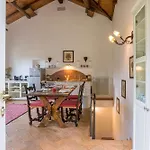 Apartman Guesthost - Two Floors With Pool And Parking! *