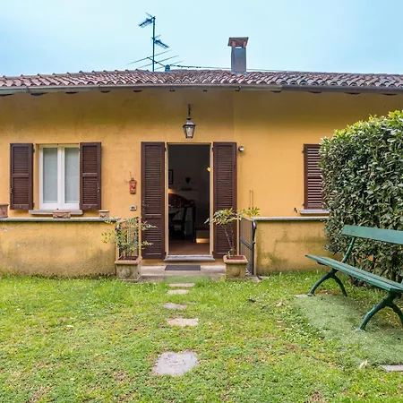 Guesthost - Two Floors With Pool And Parking! Villa Guardia